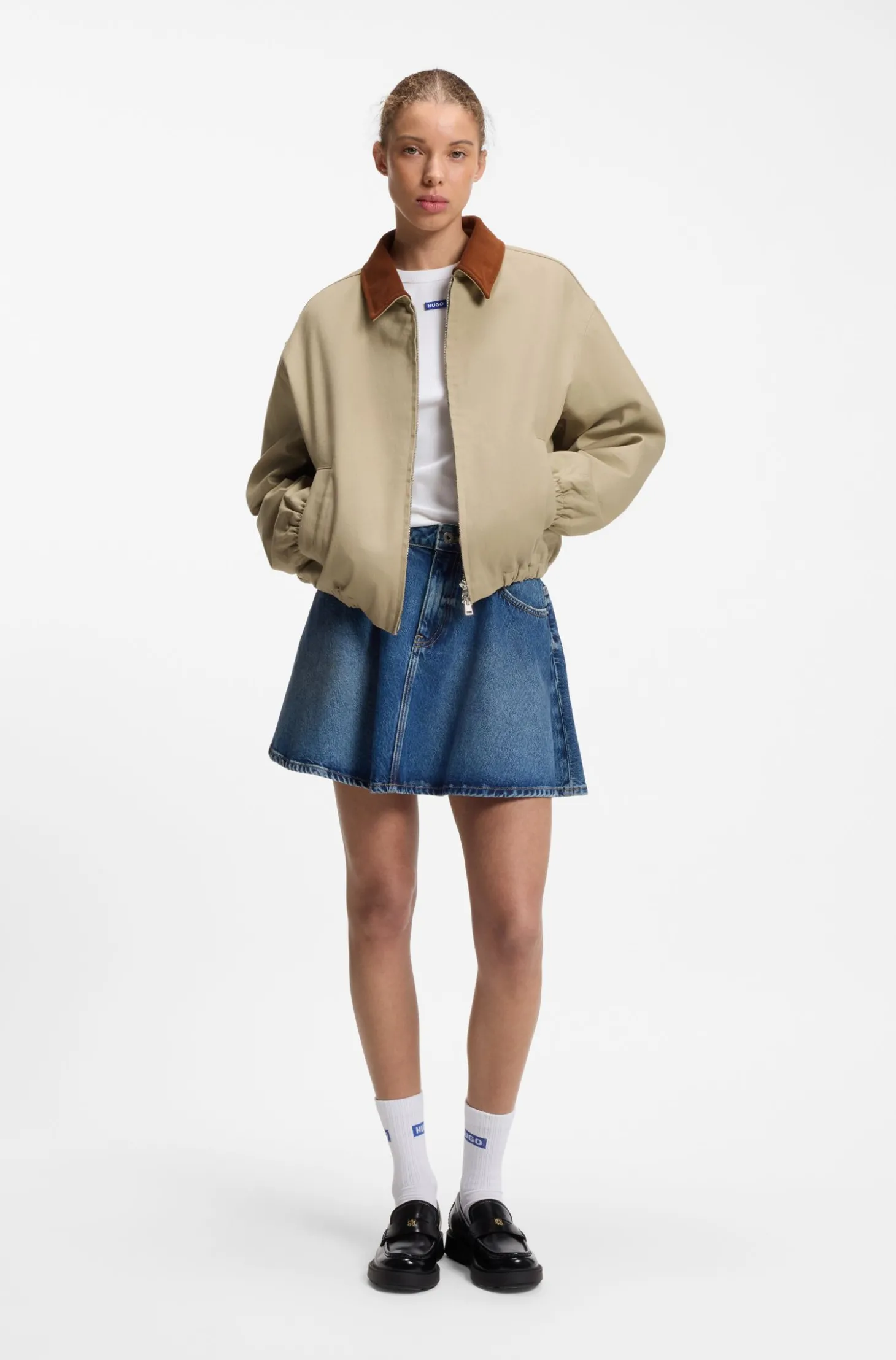 Jacke aus Stretch-Baumwolle mit Kontrastkragen aus Cord