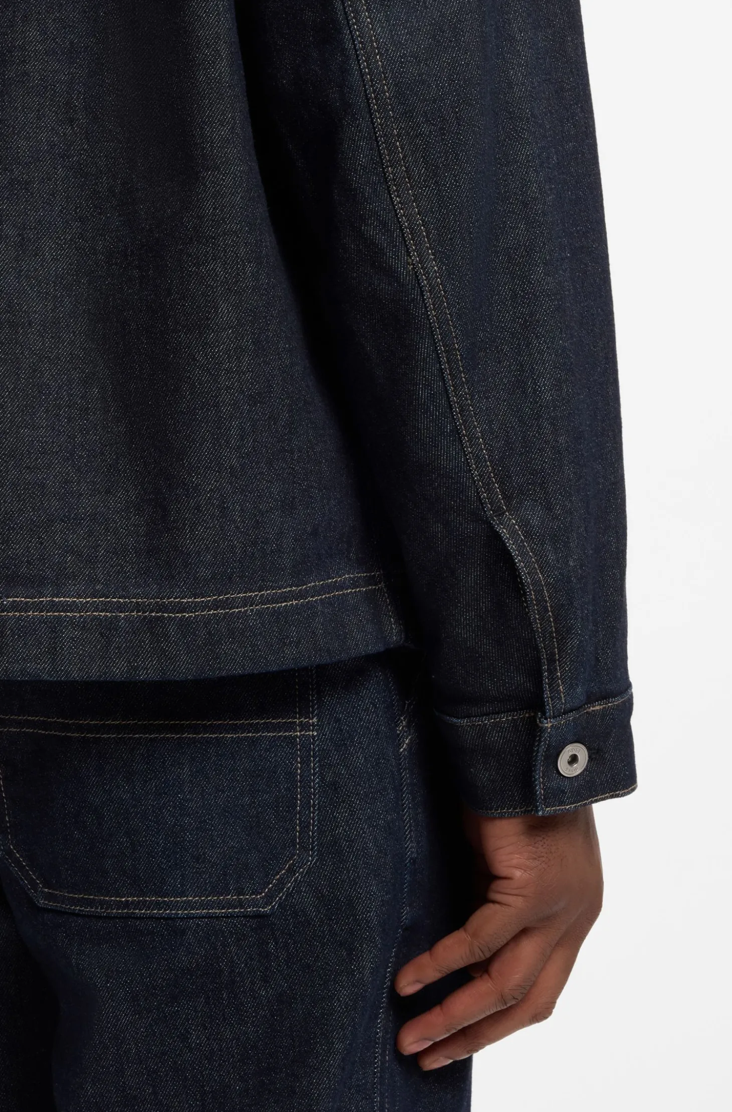 Jacke mit Kontrastkragen aus indigoblauem Denim