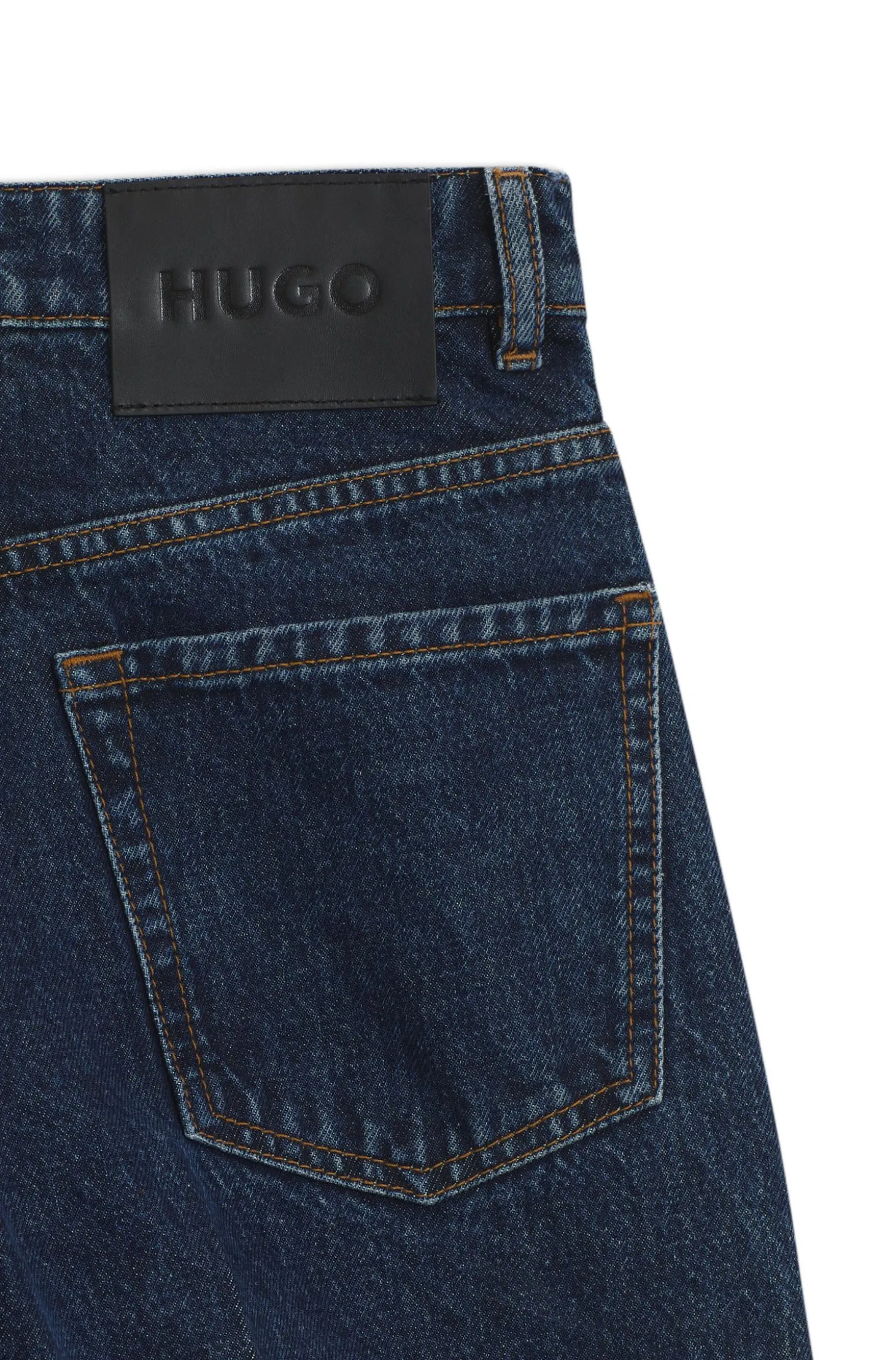 Jeans aus blauem Denim mit weitem Beinverlauf und Bundfalten auf der Vorderseite