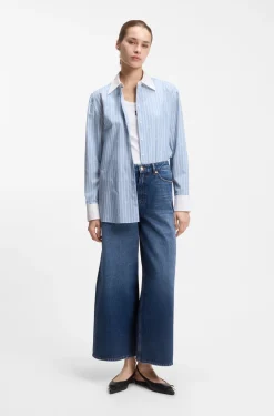 Jeans aus festem blauem Denim mit weitem Beinverlauf