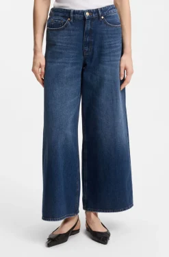 Jeans aus festem blauem Denim mit weitem Beinverlauf