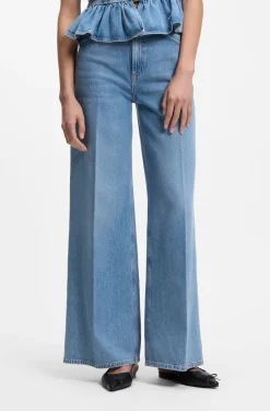 Jeans mit weitem Bein aus hellblauem Denim