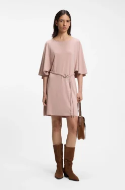 Jersey-Kleid mit Gürtel und Cape-Optik