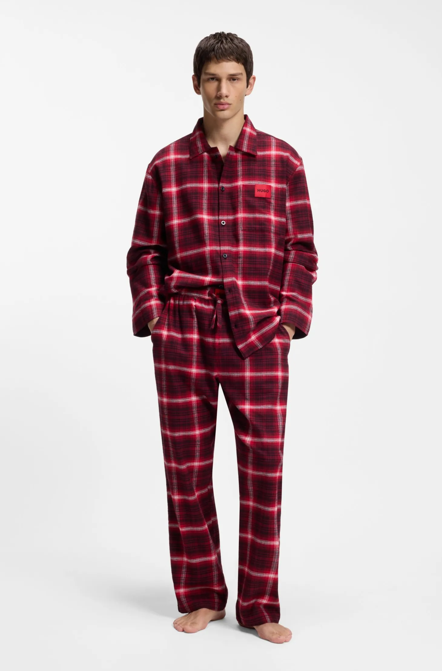Karierter Pyjama aus Baumwolle mit Logo-Labels