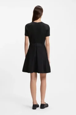 Kleid aus Stretch-Jersey mit Schlüsselloch-Ausschnitt