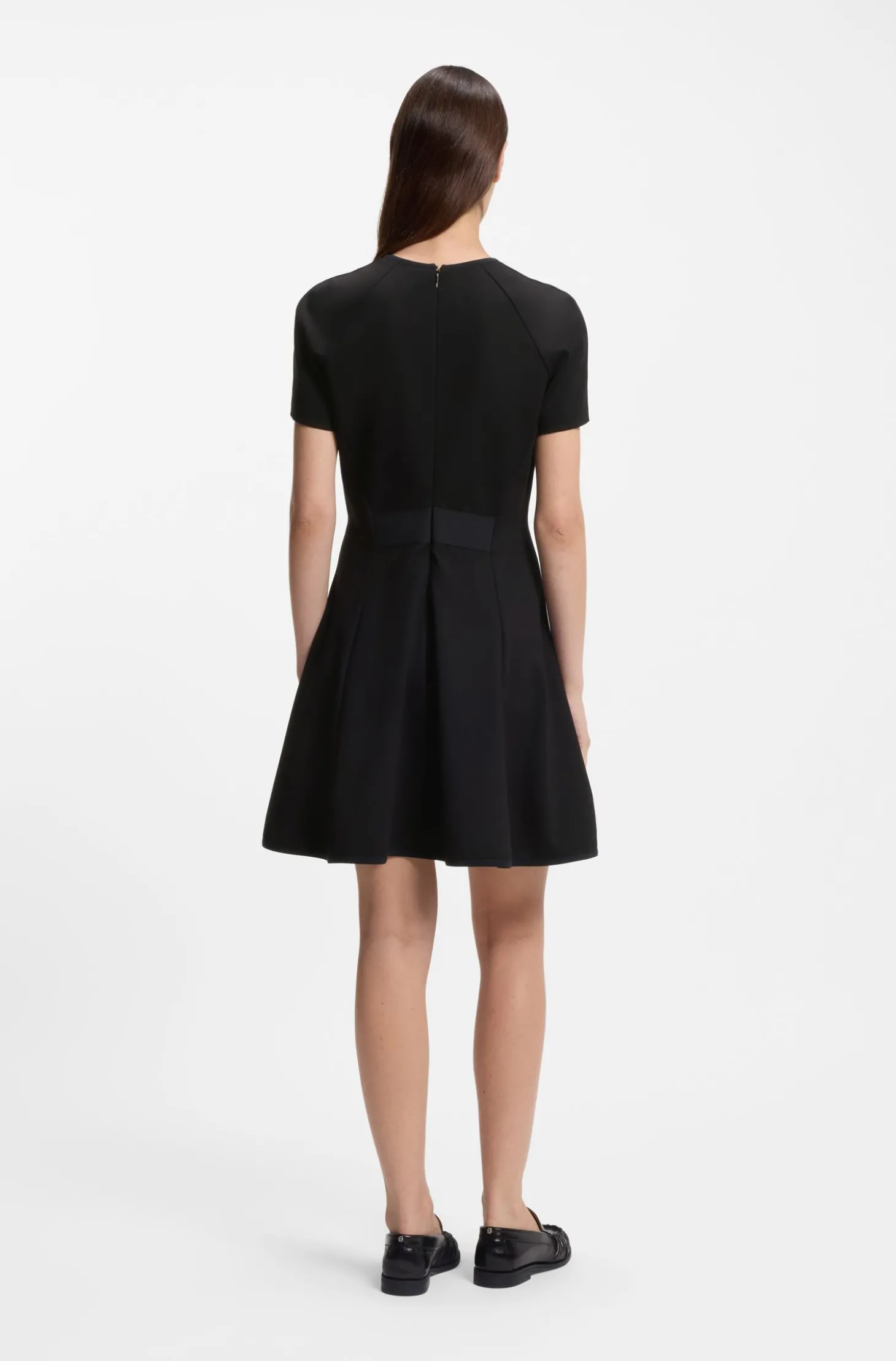 Kleid aus Stretch-Jersey mit Schlüsselloch-Ausschnitt