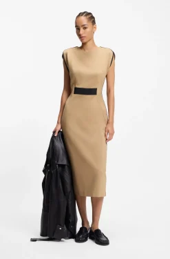 Kleid aus Stretch-Jersey mit Taillen-Detail