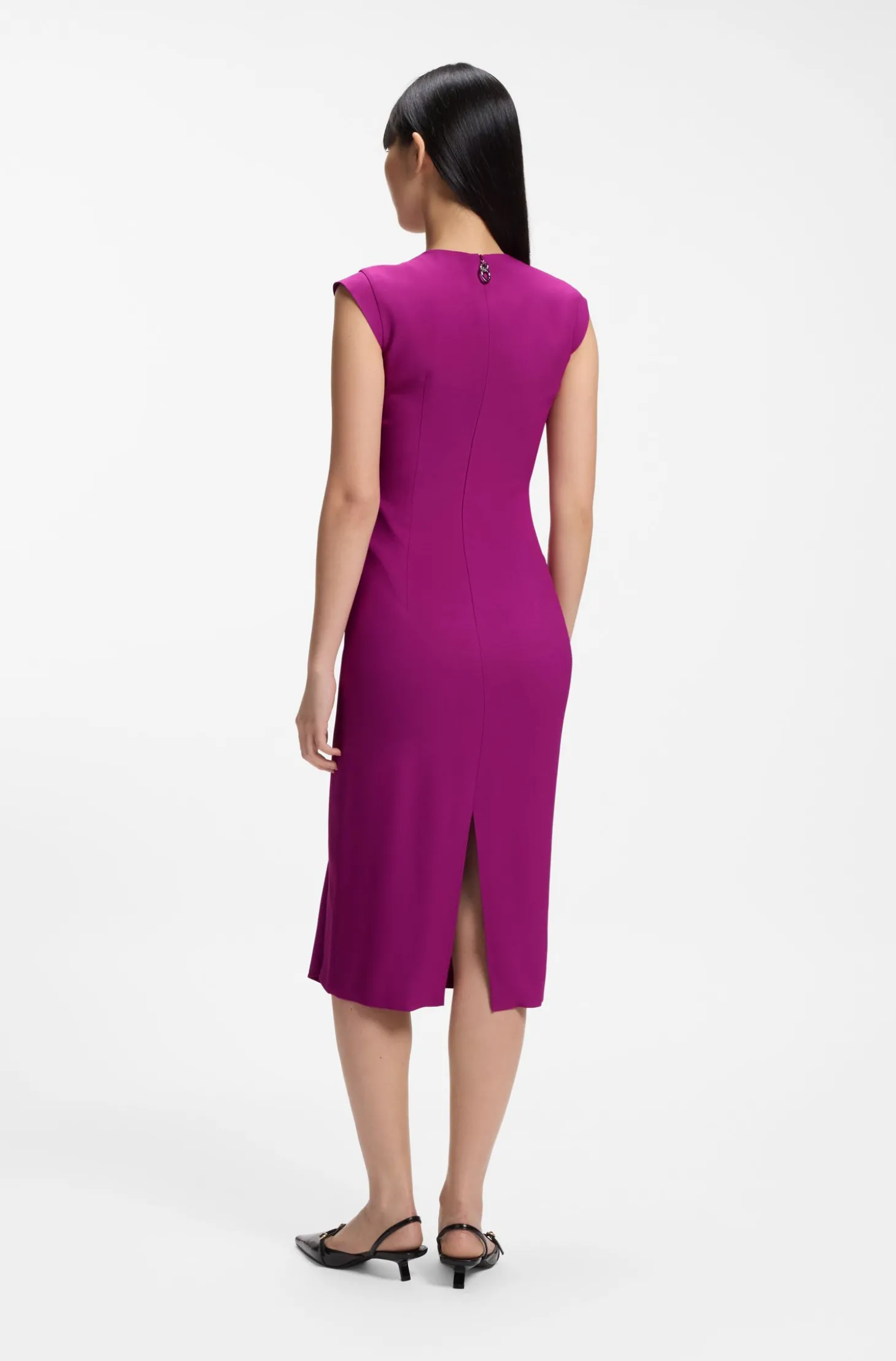 Kreppkleid mit drapiertem Detail