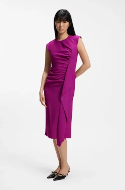 Kreppkleid mit drapiertem Detail