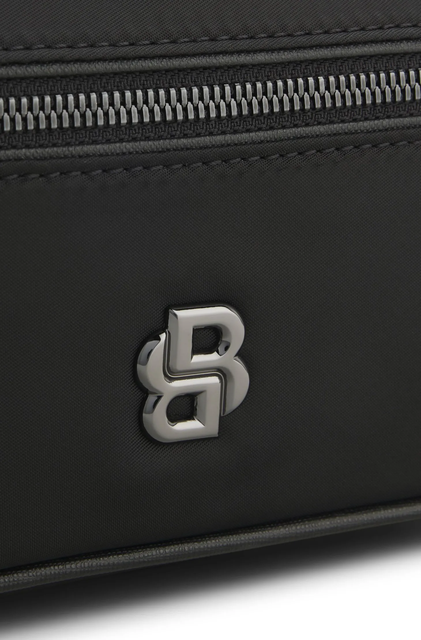 Kulturbeutel aus strukturiertem Twill mit Logo