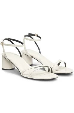 Ledersandalen mit Blockabsatz und Riemchen