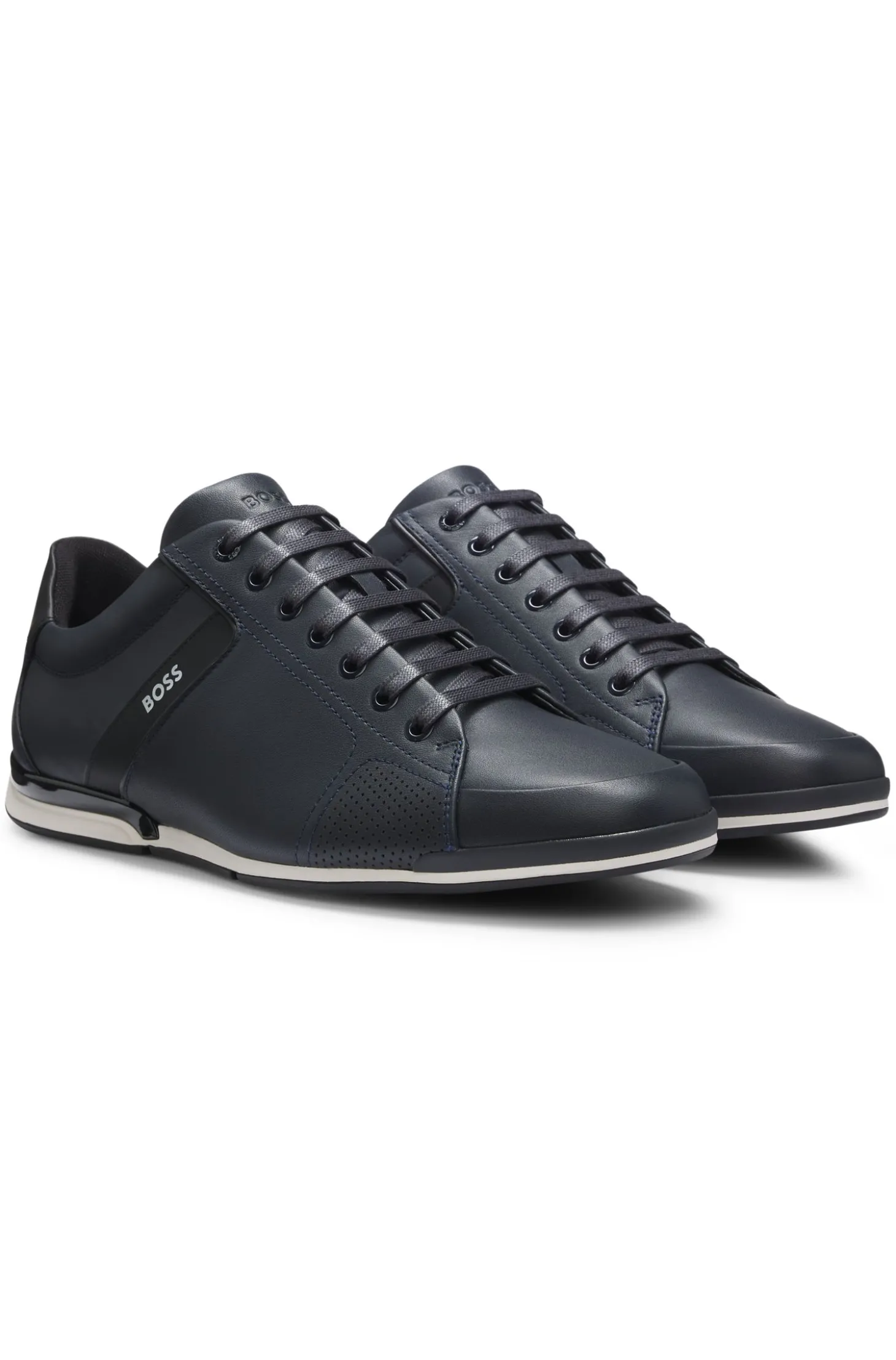 Ledersneakers mit geruchsneutralisierendem Innenfutter