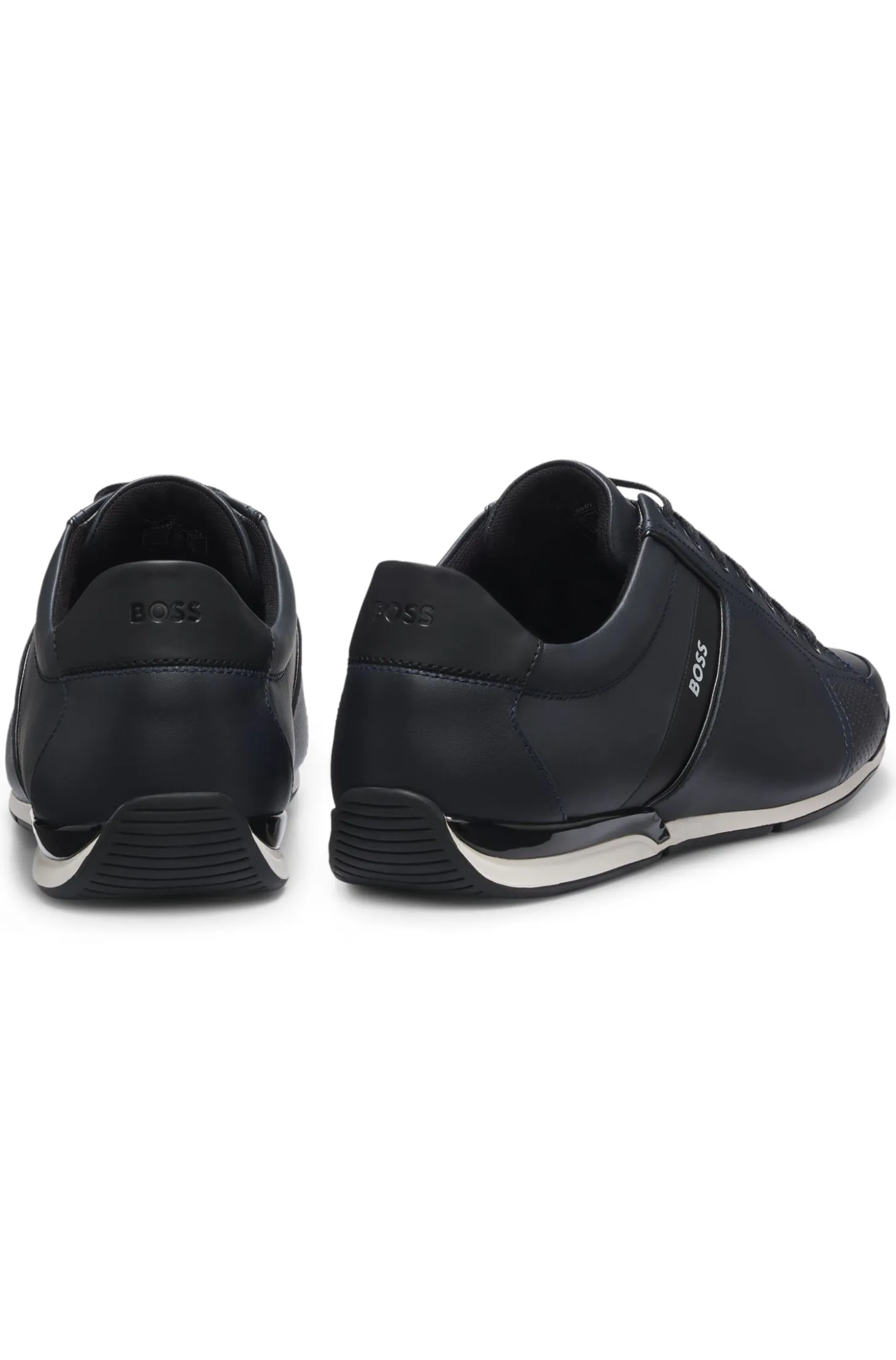 Ledersneakers mit geruchsneutralisierendem Innenfutter
