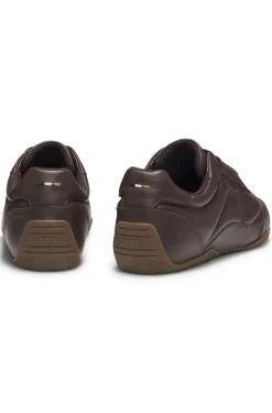 Ledersneakers mit Logo-Detail