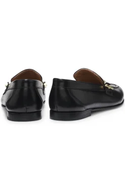 Loafer aus Leder mit Ketten- und Logo-Detail