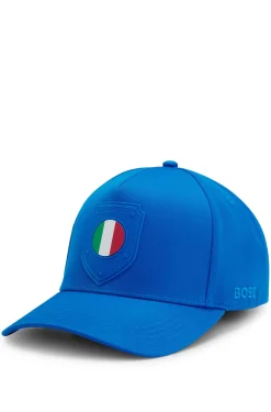 Logo-Cap aus glänzendem Twill mit Landesflaggen-Badge