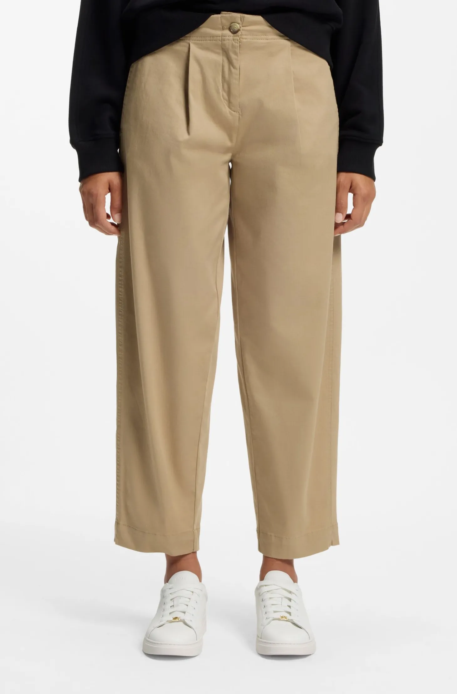 Loose-Fit Chino aus Stretch-Baumwolle mit Twill-Struktur