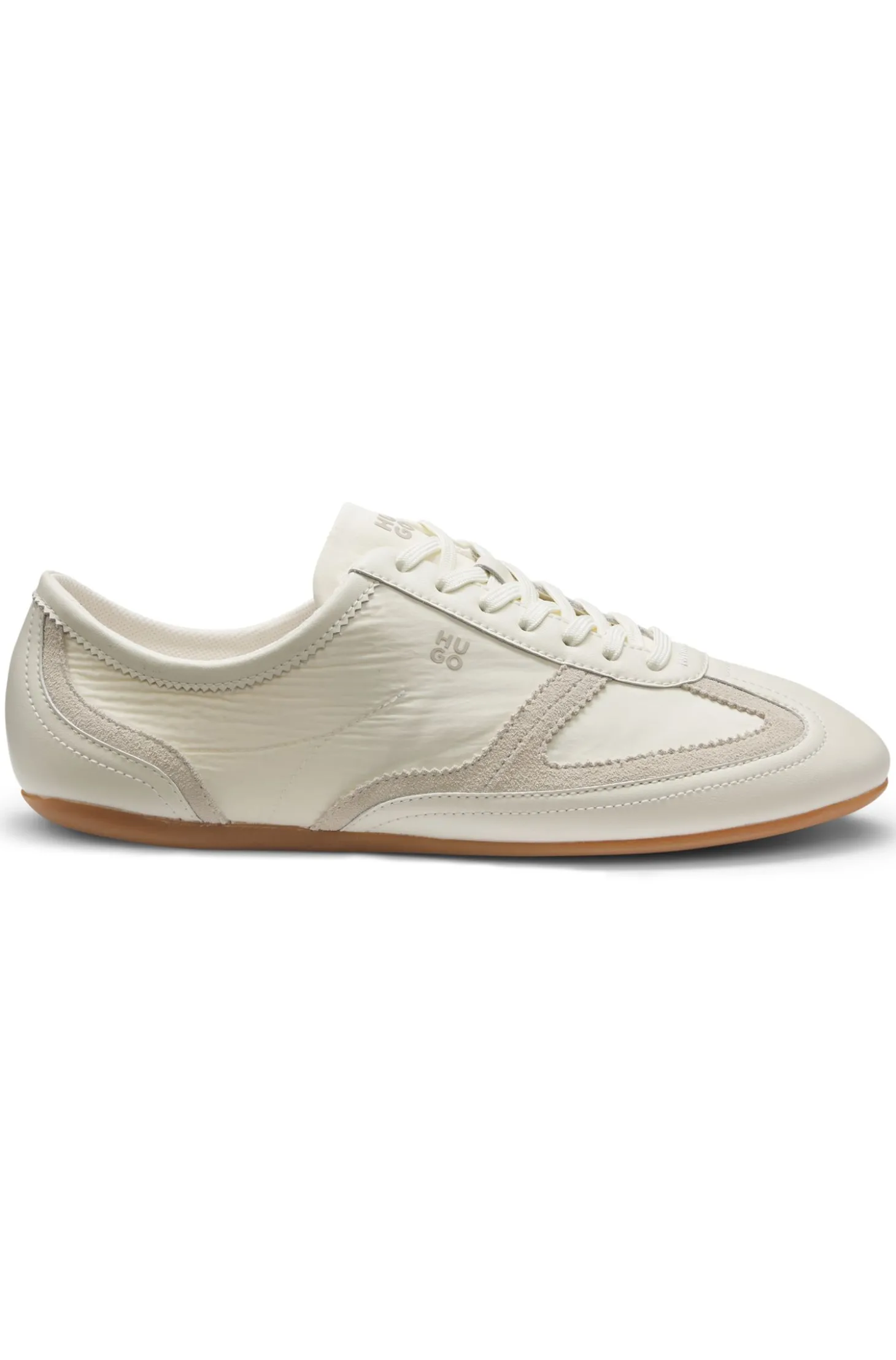 Lowtop Sneakers aus Leder und Veloursleder