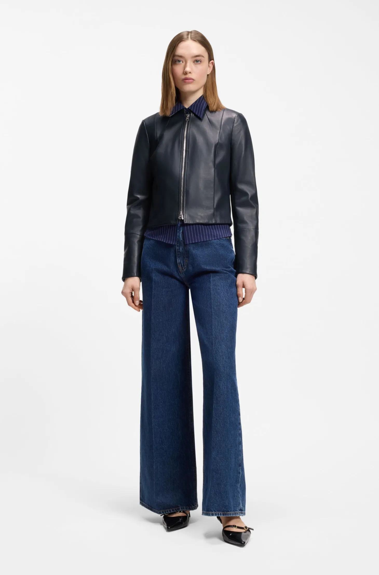 Lässige Slim-Fit Lederjacke mit Stehkragen