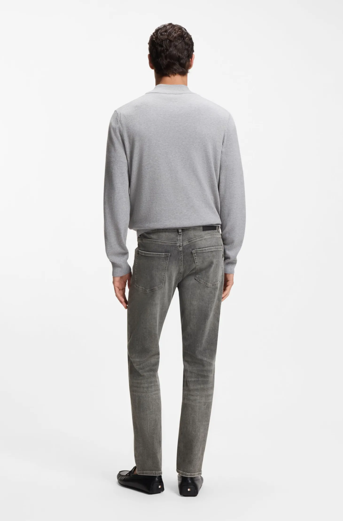 Maine Regular-Fit Jeans aus bequemem Stretch-Denim in Grau