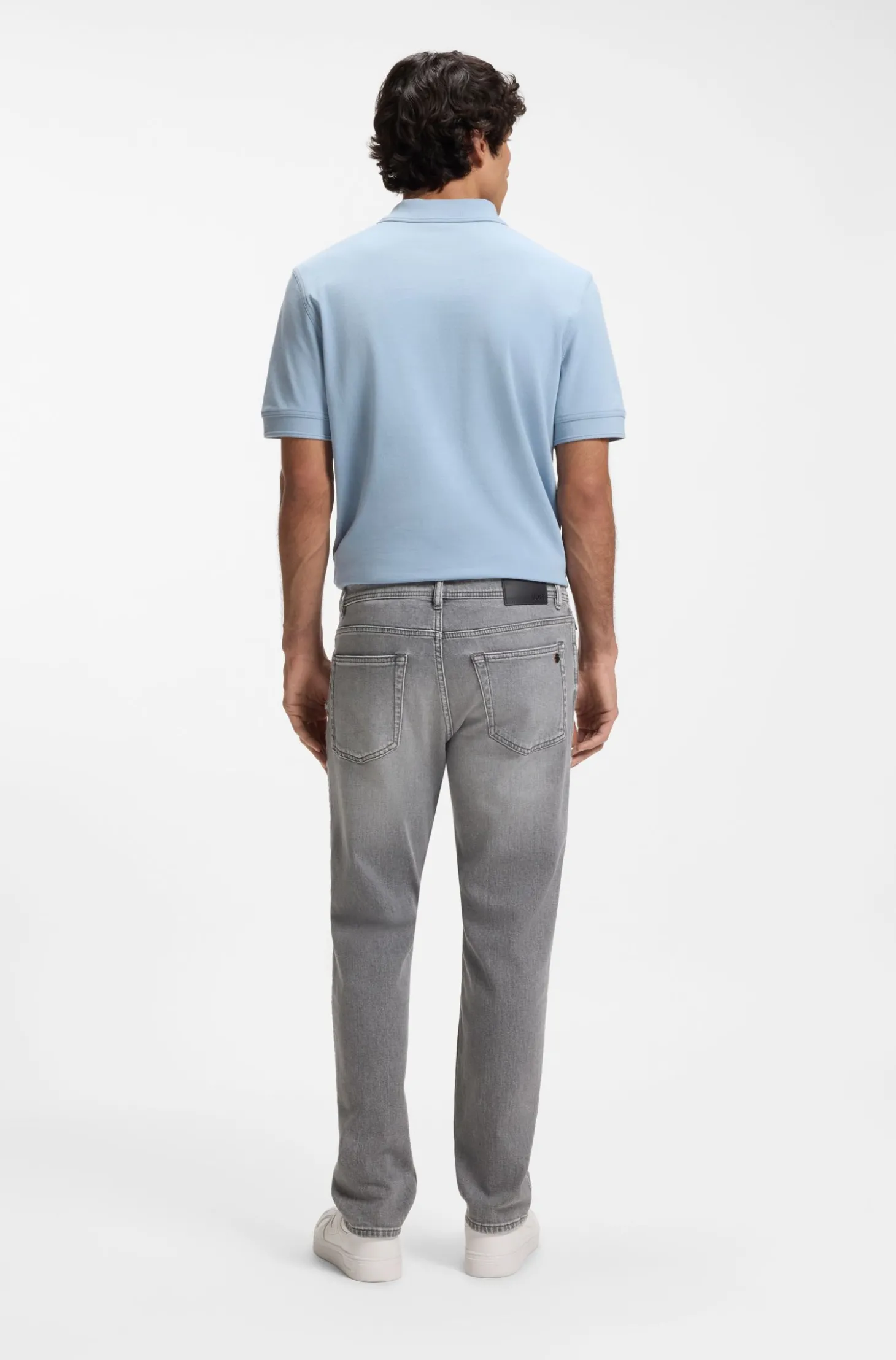 Maine Regular-Fit Jeans aus bequemem Stretch-Denim in Grau