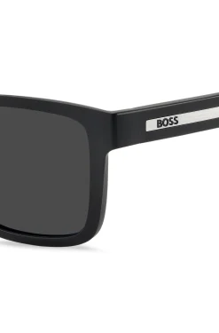 Mattschwarze Sonnenbrille mit Logo-Einsatz