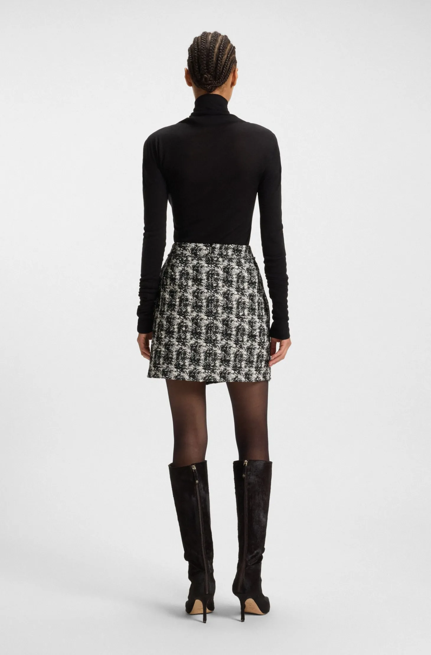 Minirock aus Tweed mit Feder-Muster