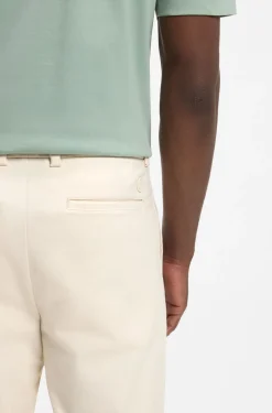 Modern-Fit Hose aus bügelleichtem Baumwoll-Mix mit Twill-Struktur