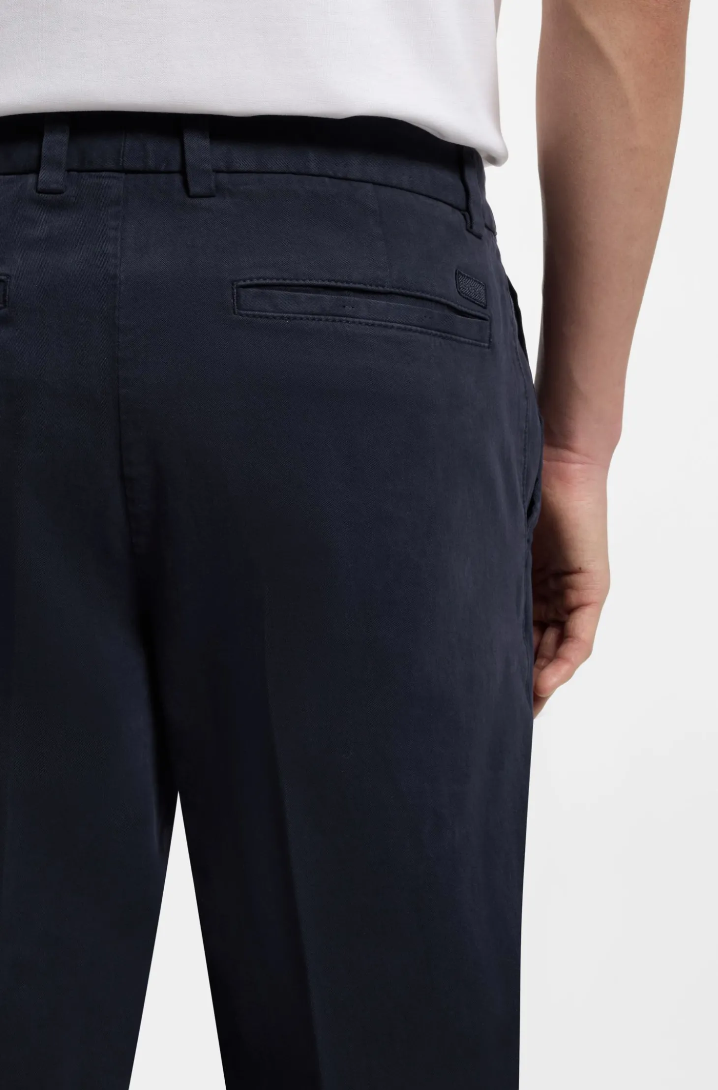 Modern-Fit Hose aus elastischer Baumwoll-Gabardine