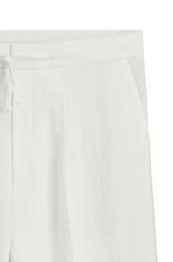 Modern-Fit Hose aus Stretch-Baumwolle mit Seersucker-Struktur