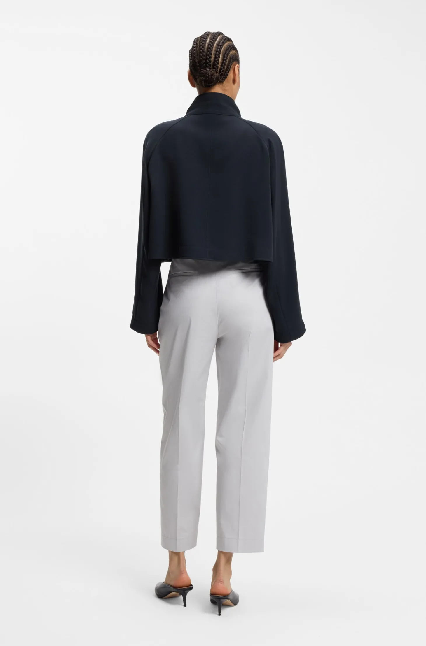 Modern-Fit Jacke aus knitterfreiem Krepp