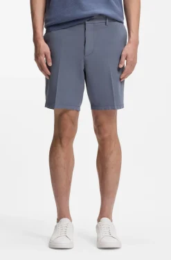 Modern-Fit Shorts aus Stretch-Baumwolle