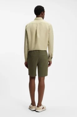 Modern-Fit Shorts aus Stretch-Baumwolle