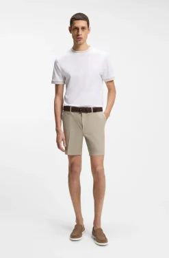 Modern-Fit Shorts aus Stretch-Baumwolle