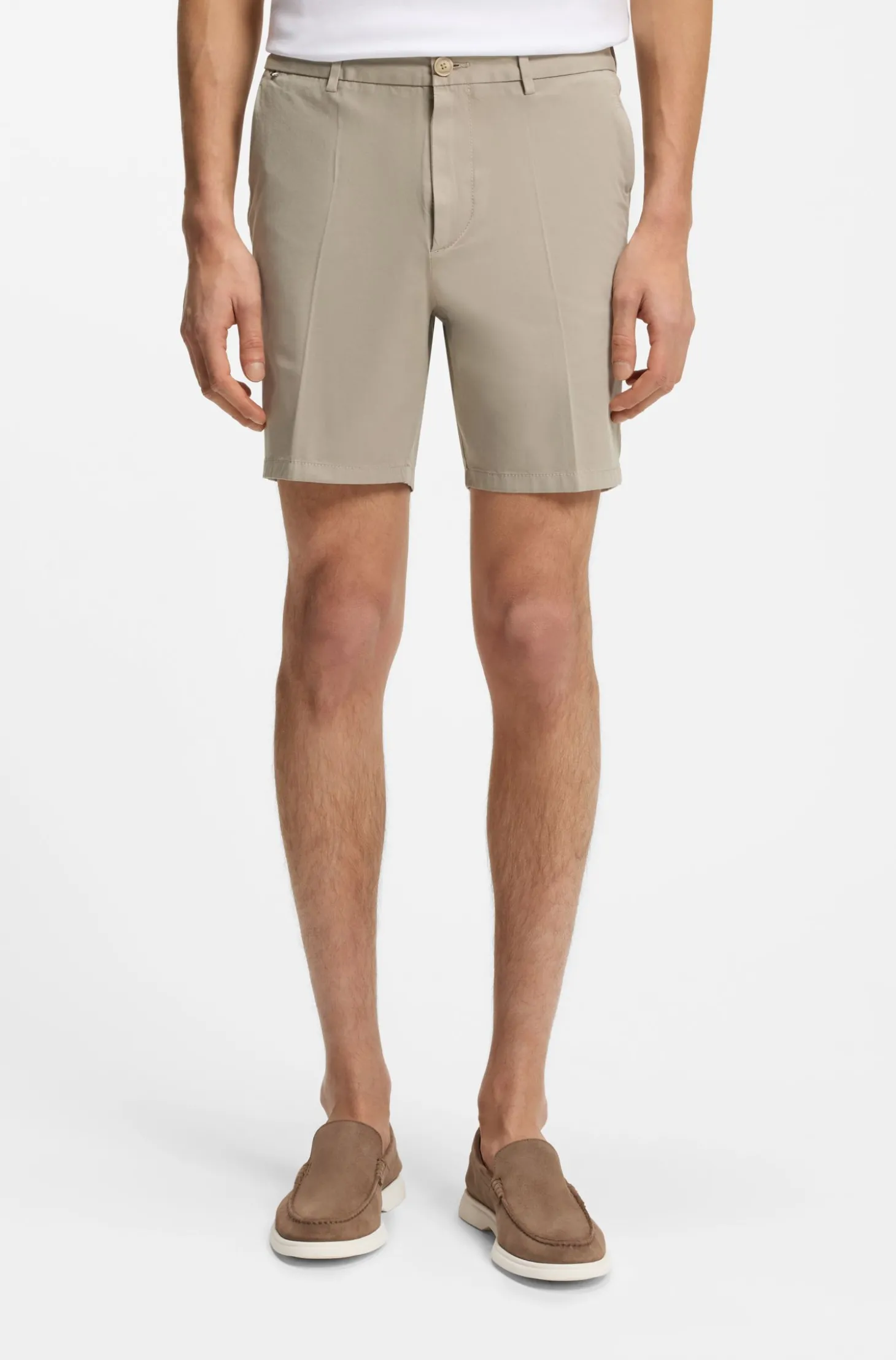 Modern-Fit Shorts aus Stretch-Baumwolle