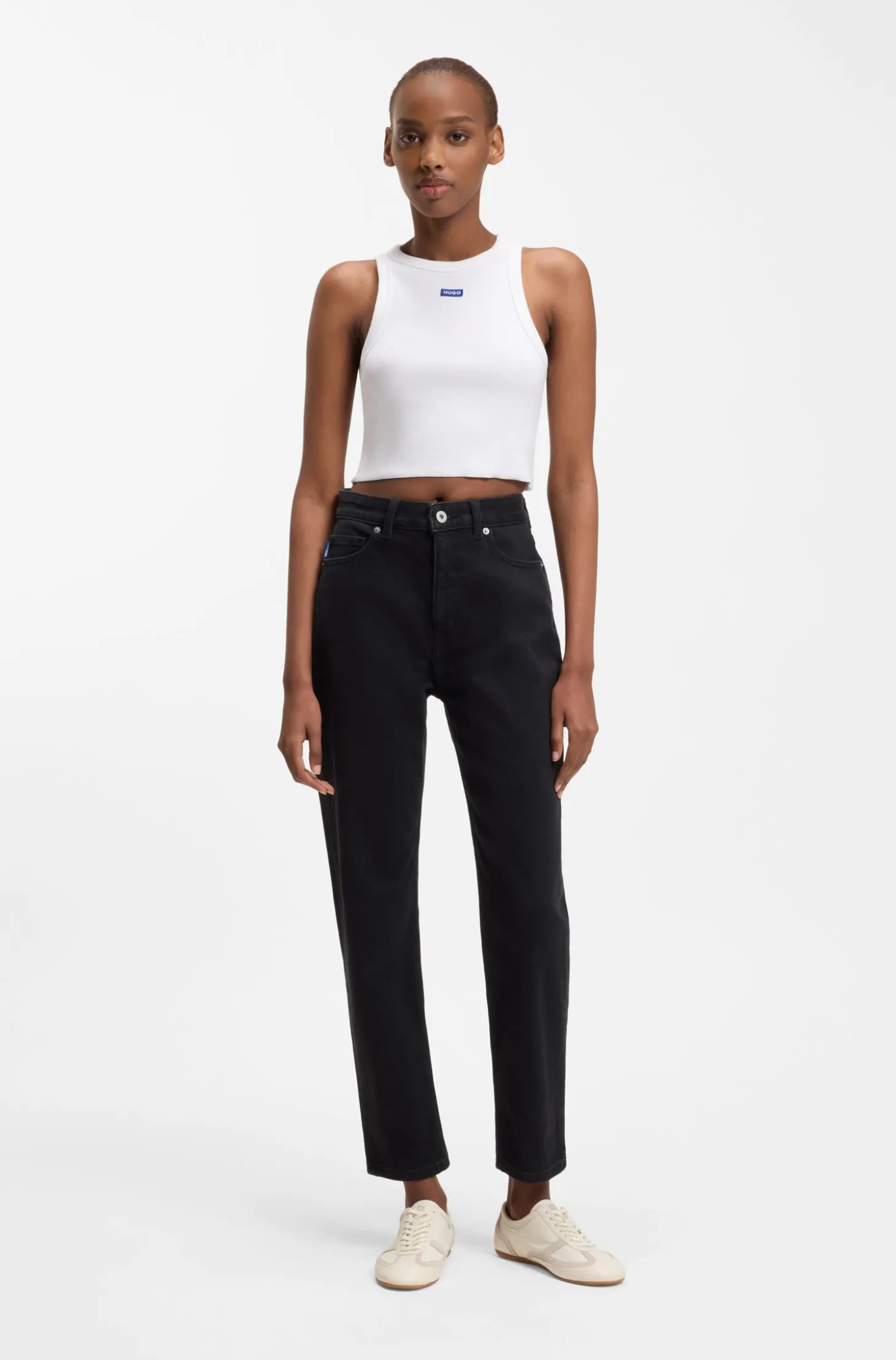 Mom-Jeans aus schwarzem Stretch-Denim
