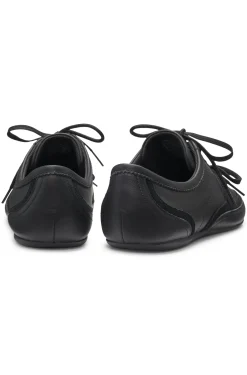 Nappaleder-Sneakers mit Veloursleder-Details