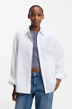 Oversized Bluse mit Happy HUGO Logo aus Strasssteinen
