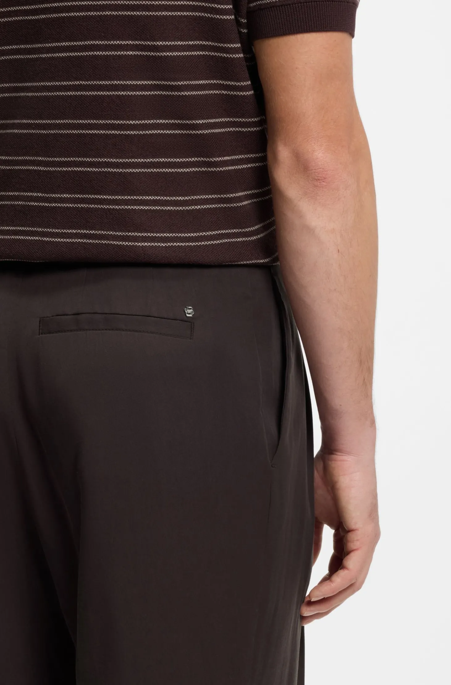 Oversized-Fit Hose aus drapiertem Twill