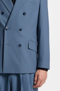 Oversized Sakko aus funktionalem Stretch-Gewebe mit Nadelstreifen