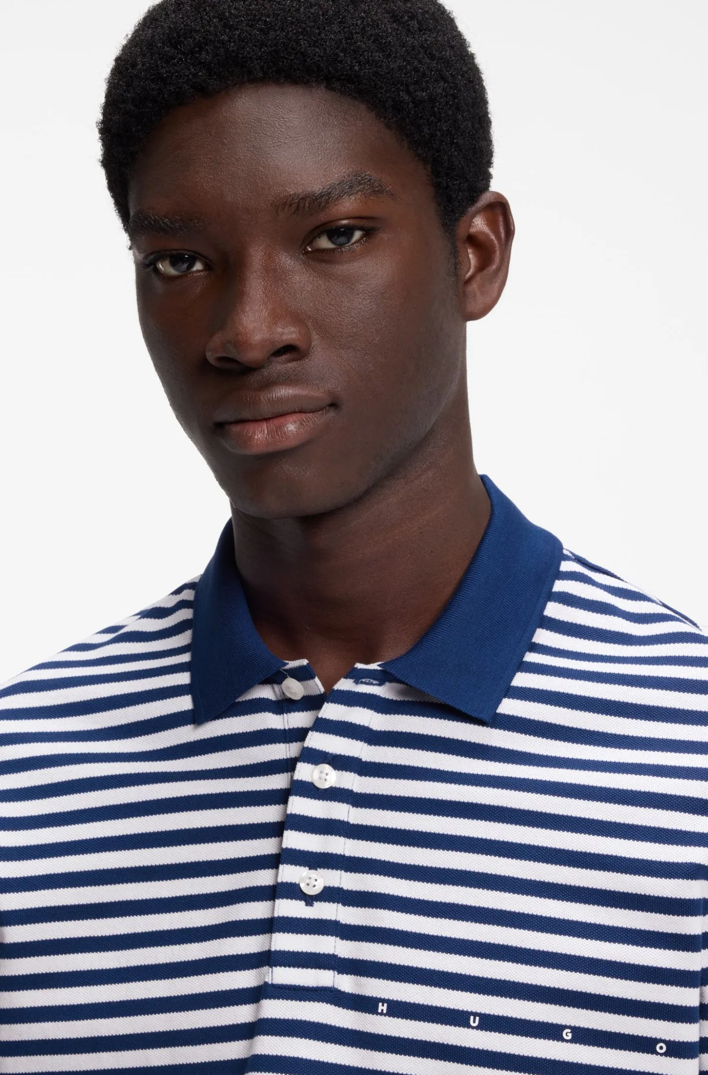 Poloshirt aus Baumwoll-Piqué mit Querstreifen