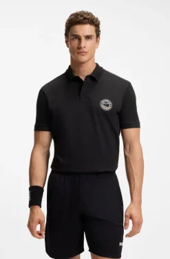 Poloshirt aus Stretch-Baumwolle mit tennisinspiriertem Logo