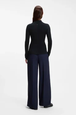 Pullover aus gerippter Merinowolle mit Stehkragen