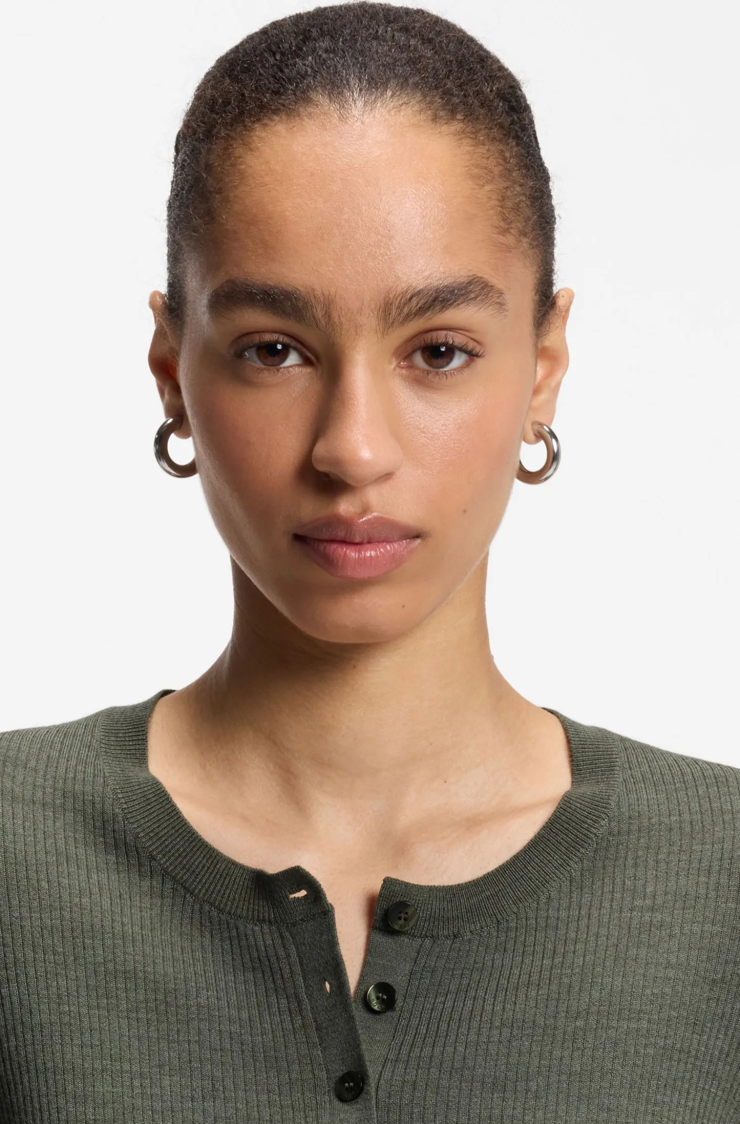 Pullover aus Merinowolle mit Henley-Kragen