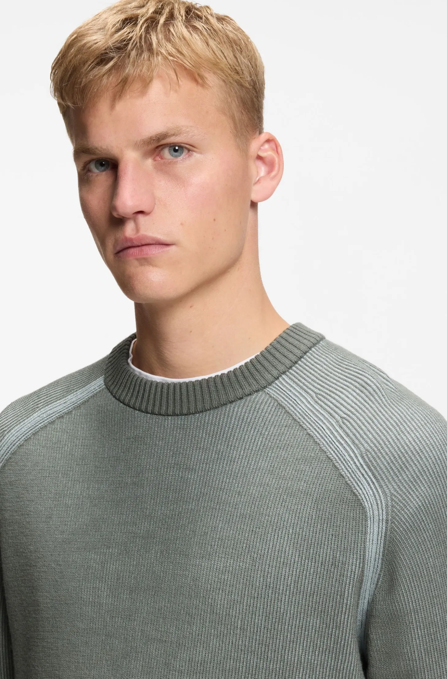 Pullover aus Woll-Mix mit Rippstrick