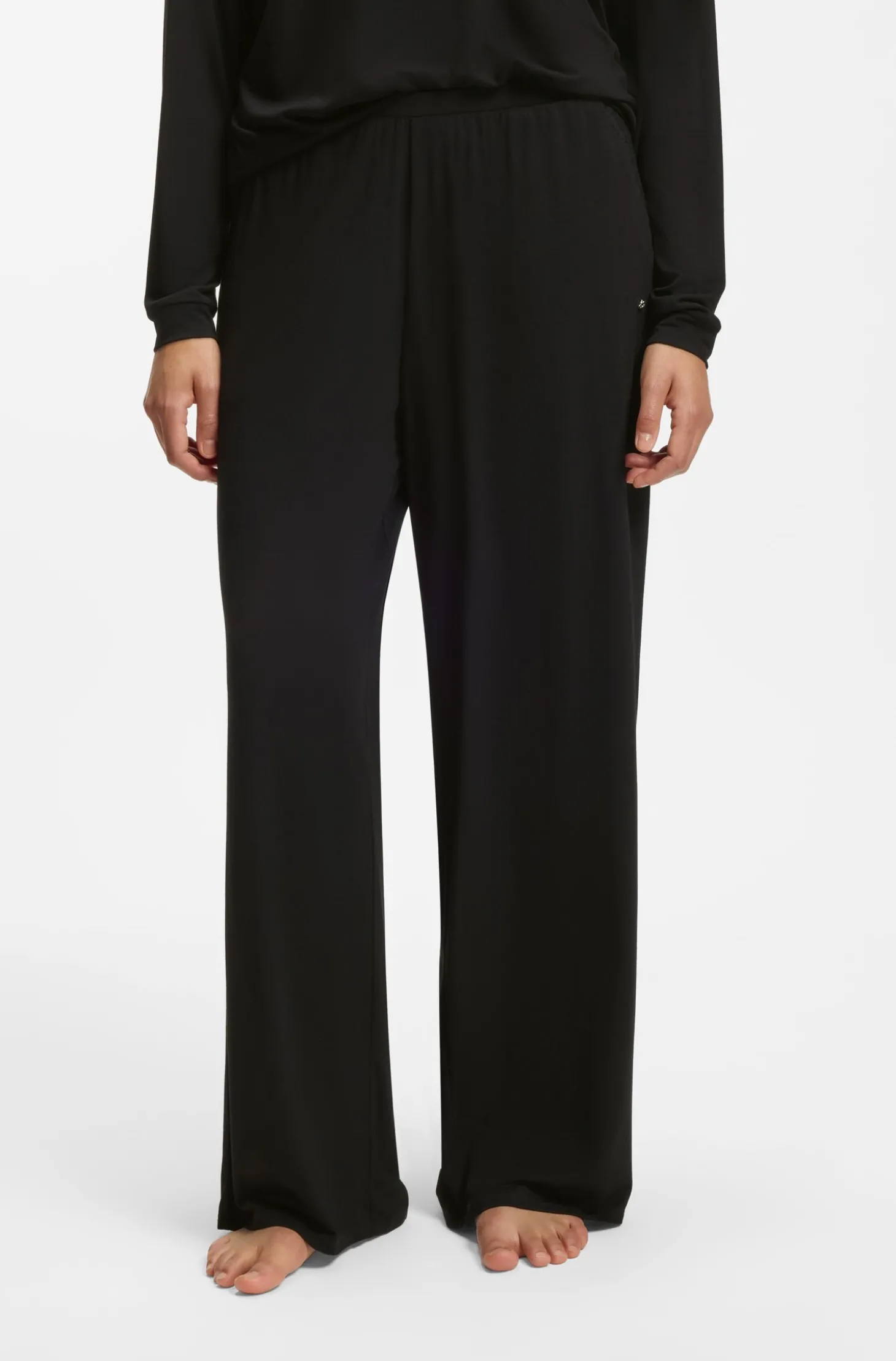 Pyjama-Hose mit spitzenbesetzten Taschen