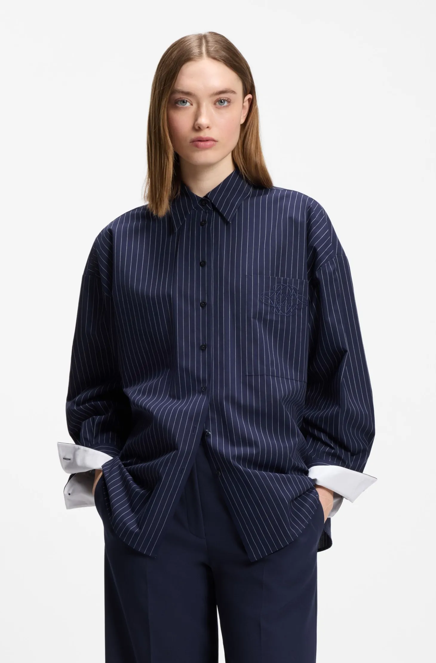 Regular-Fit Bluse aus Baumwoll-Popeline mit Nadelstreifen