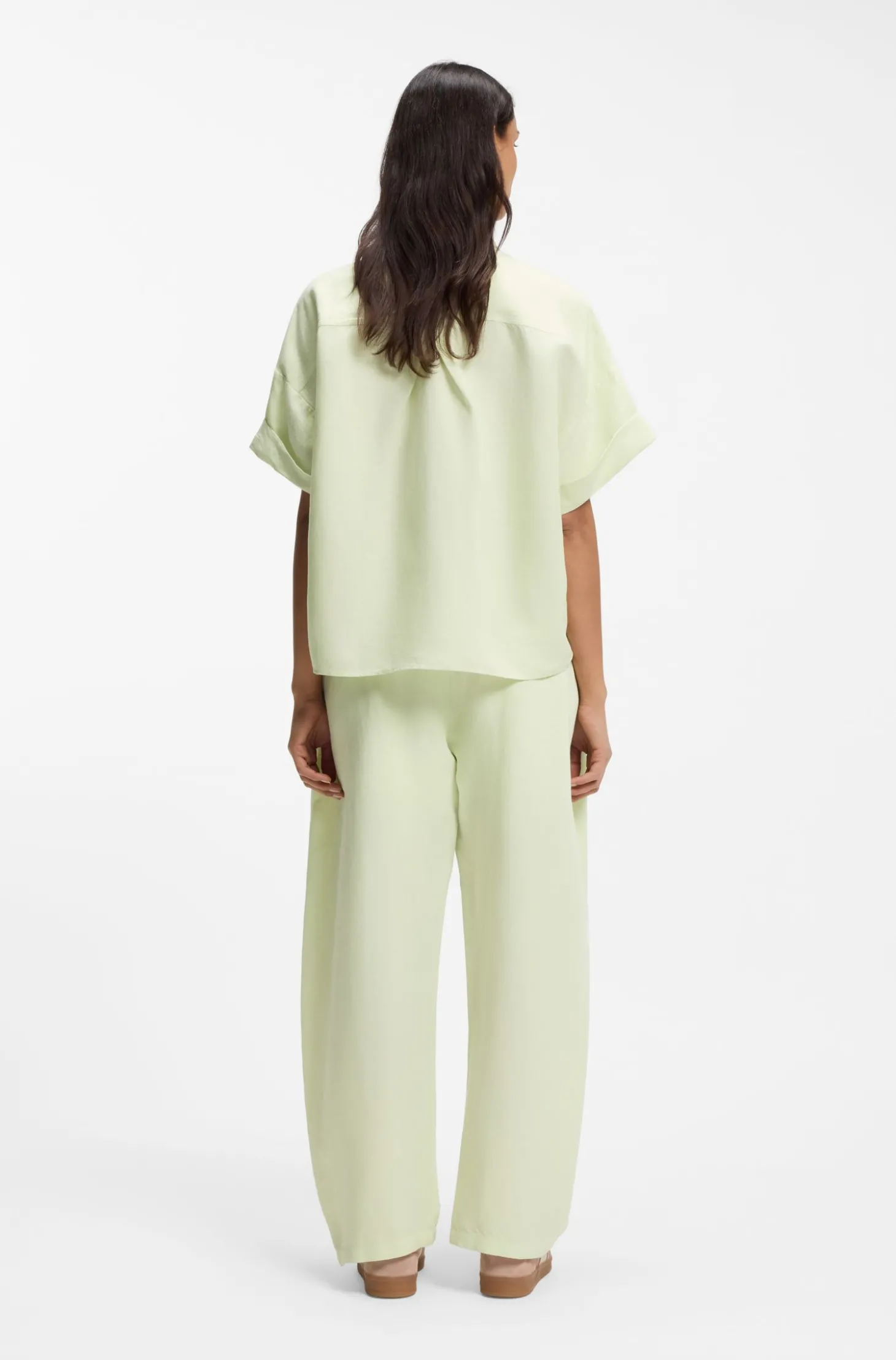 Regular-Fit Bluse mit umgeschlagenen Ärmelbündchen
