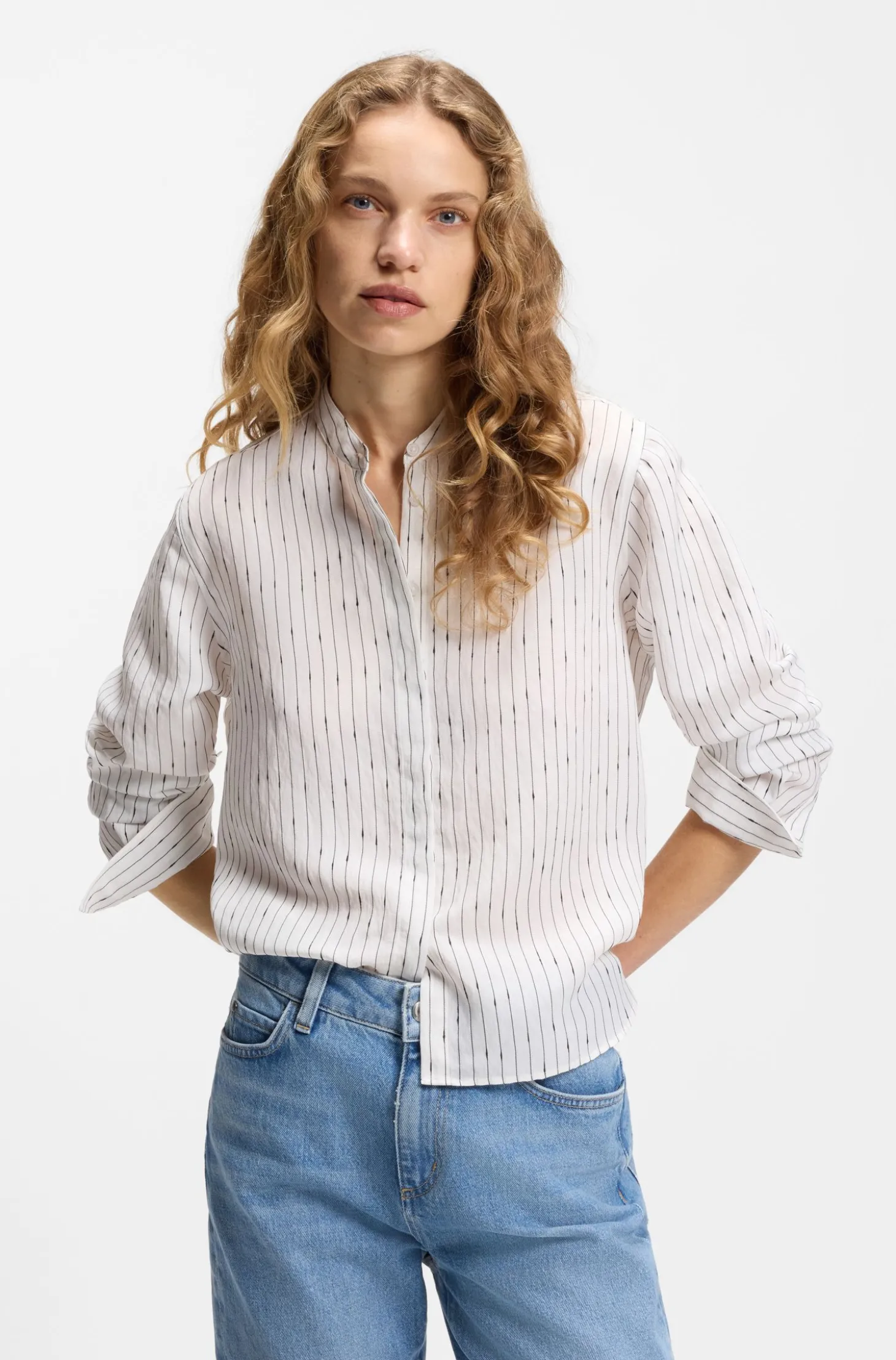 Regular-Fit Bluse mit unregelmäßigen Streifen