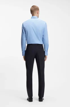 Regular-Fit Hemd aus elastischem Baumwoll-Twill mit bügelleichtem Finish